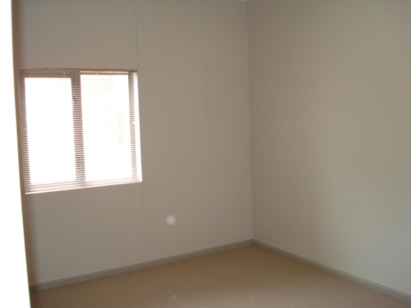 768579_015.JPG